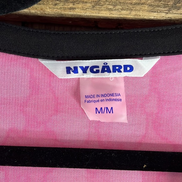 Sexy Nygard blouse - New with tags - Picture 3 of 5